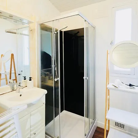 Mona Lisa : Superbe Loft Centre - Parking Gratuit - Wifi Ultra Rapide-appareil Massage-netflix-jeu Societe Troyes