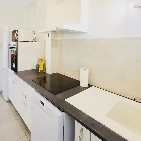 Mona Lisa : Superbe Loft Centre - Parking Gratuit - Wifi Ultra Rapide-appareil Massage-netflix-jeu Societe Ferienhaus Troyes